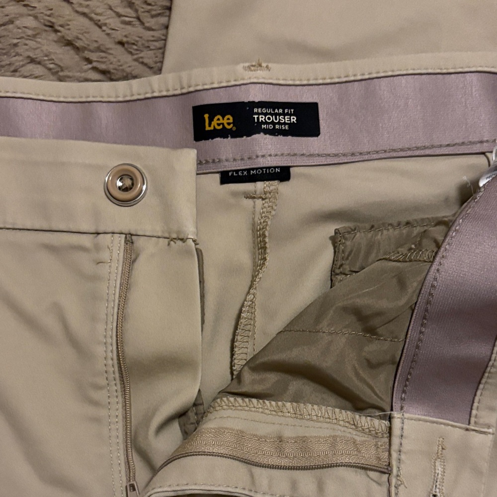 Lee Khaki Flex Motion Trousers